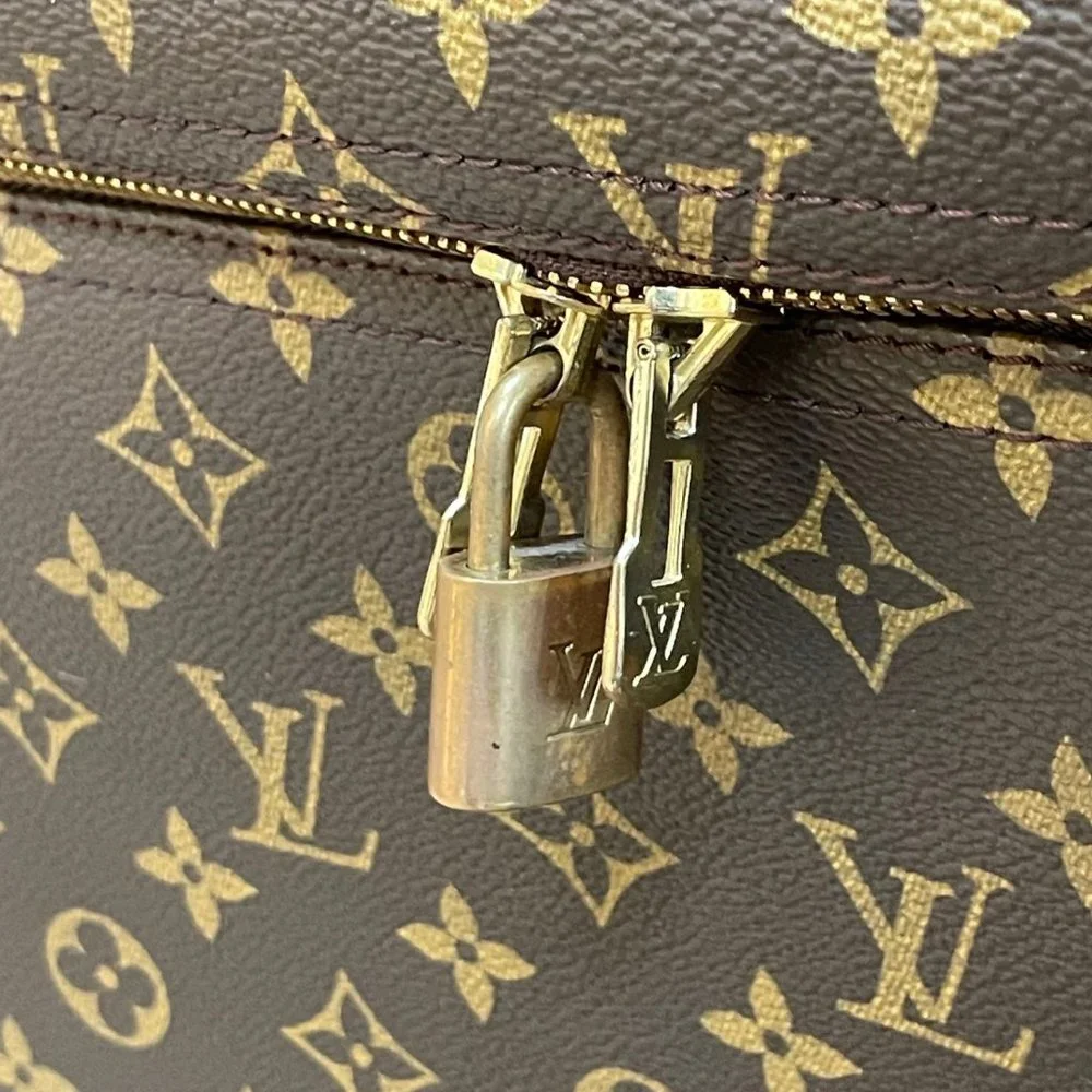 Louis Vuitton Extra Large Vintage Monogram Softcase Luggage Suitcase 72mm/28 3/8